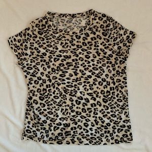 Banana Republic Animal Print T sz large scoop neck